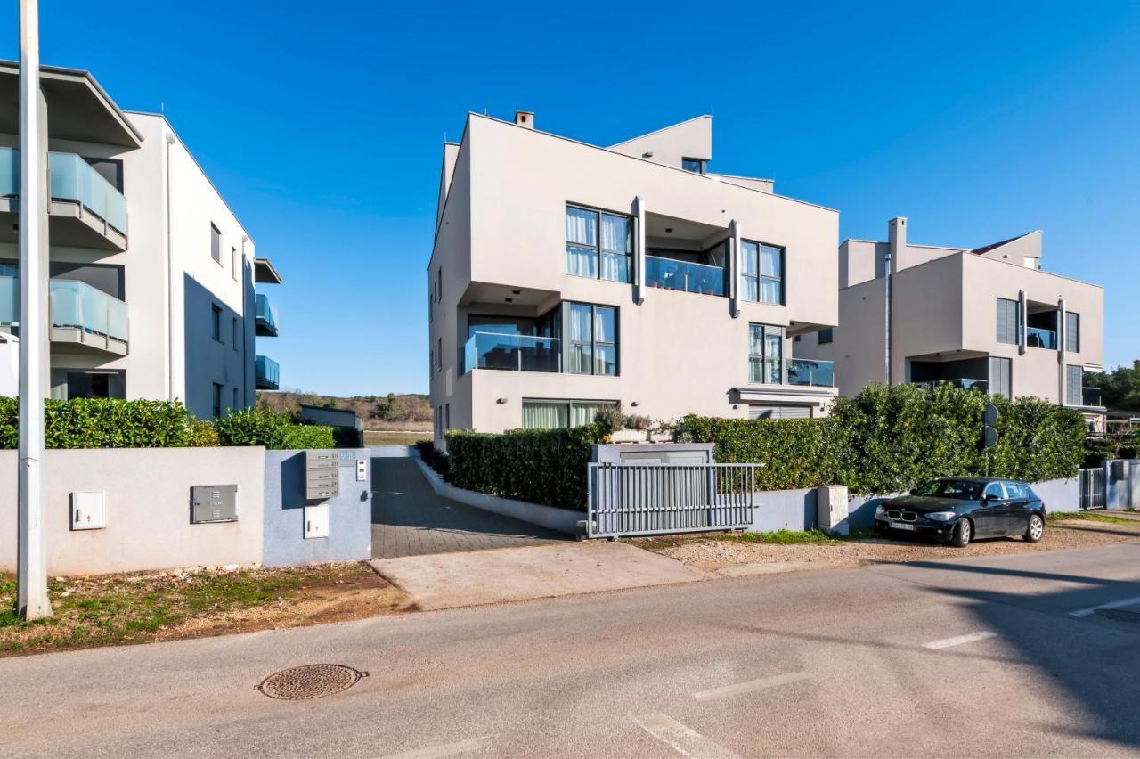 Sunny Day - Apartment With Parking Rovinj Exterior foto